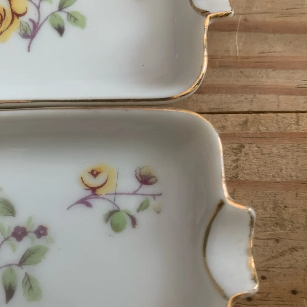 Fred Roberts Nesting Yellow Rose Pattern 4 Ashtray Set Gold Trim Japan VTG 4”